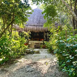 Campsite Glamping Bunga Lotus 